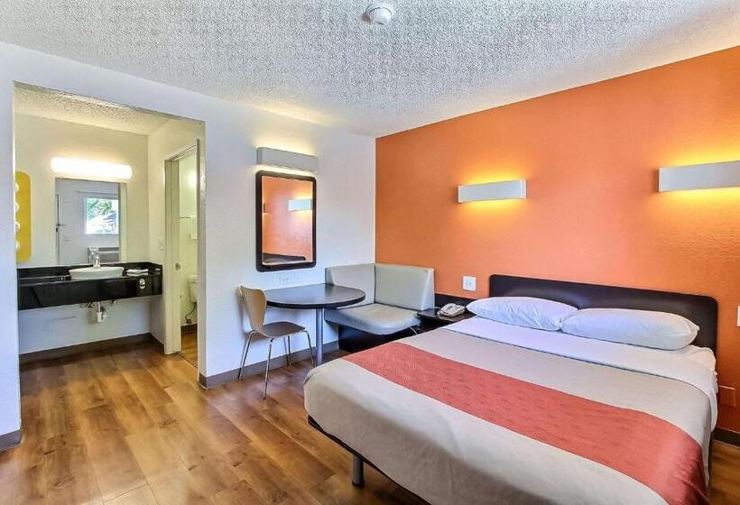 חדר סטנדרט מותאם לאדם עם מוגבלויות, Motel 6 San Jose, Ca  Airport