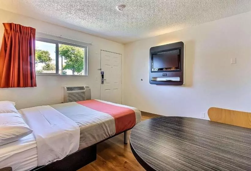 اتاق استاندارد برای معلولان, Motel 6 San Jose, Ca Airport