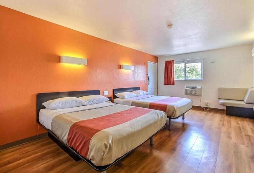 חדר סטנדרט לארבעה, Motel 6 San Jose, Ca  Airport