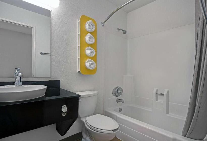 חדר סטנדרט לארבעה, Motel 6 San Jose, Ca  Airport