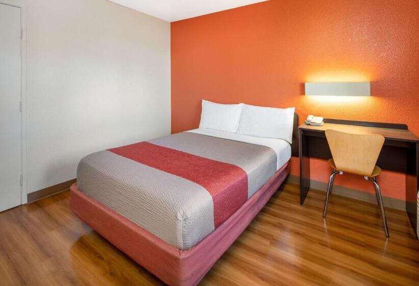 장애인을 위한 스탠다드 룸, Motel 6ventura, Ca  South
