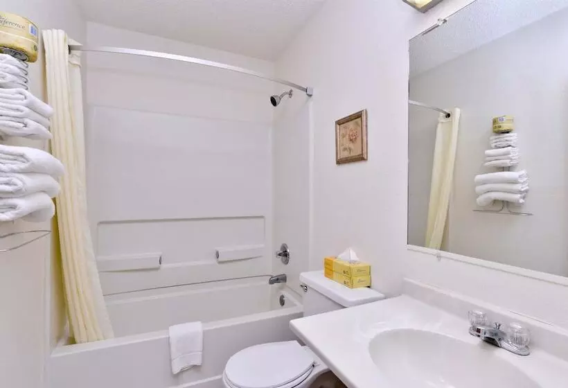 سوییت, Americas Best Value Inn & Suites International Falls