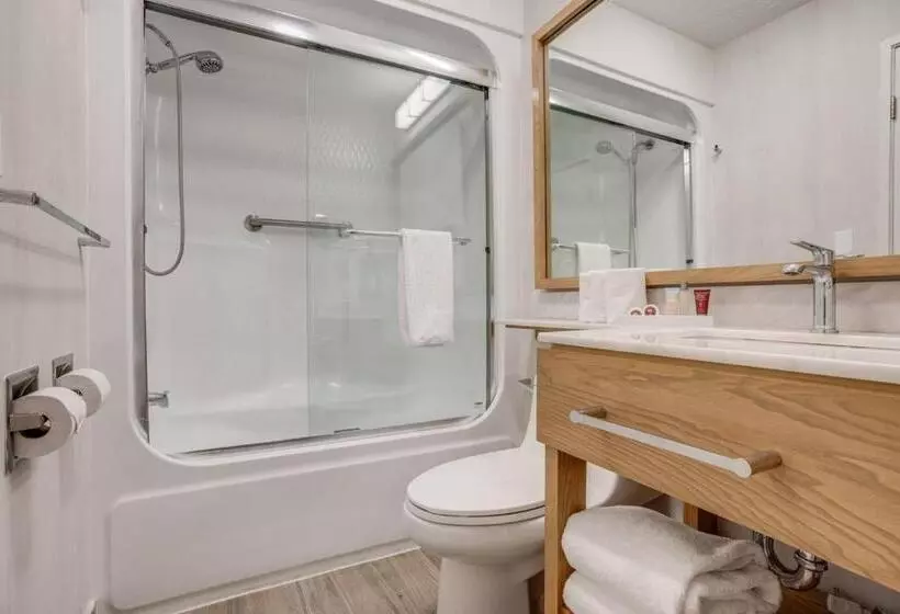 スイート, Split Rock Resort