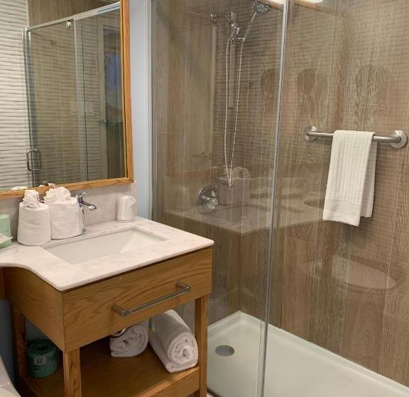 스위트 킹사이즈 침대, Split Rock Resort