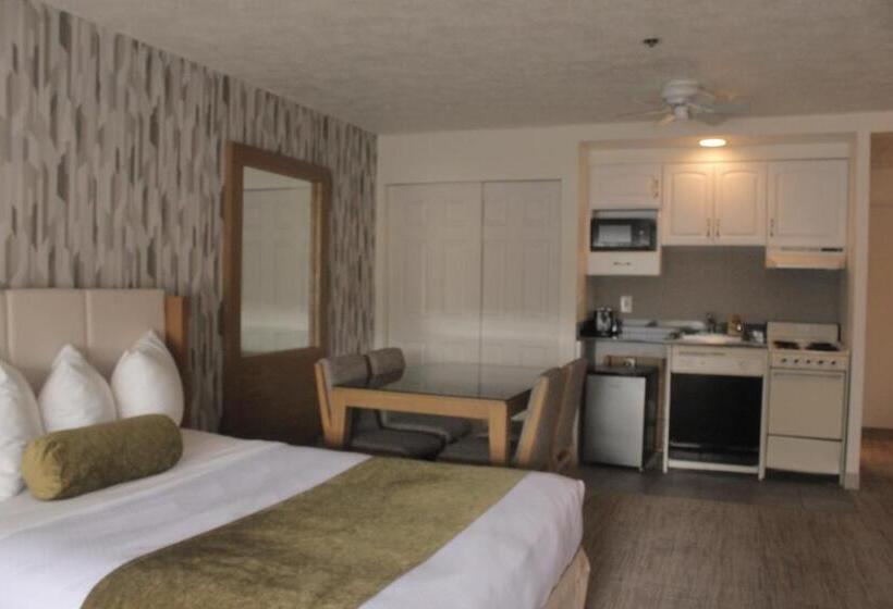 스탠다드 스튜디오, Split Rock Resort