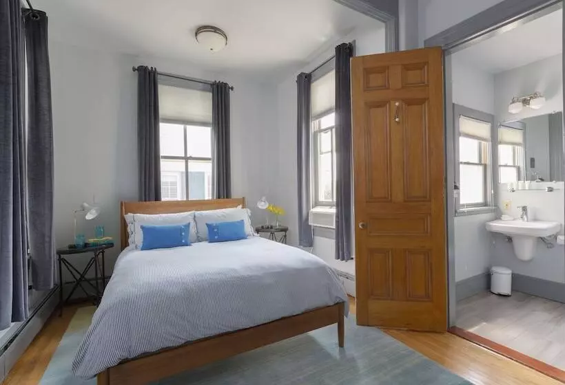 デラックスルーム, The Hotel Portsmouth   Downtown