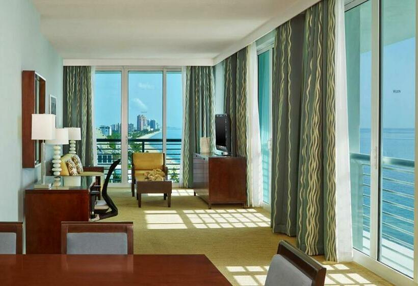 キングサイズベッドのスイートルーム, The Westin Fort Lauderdale Beach Resort