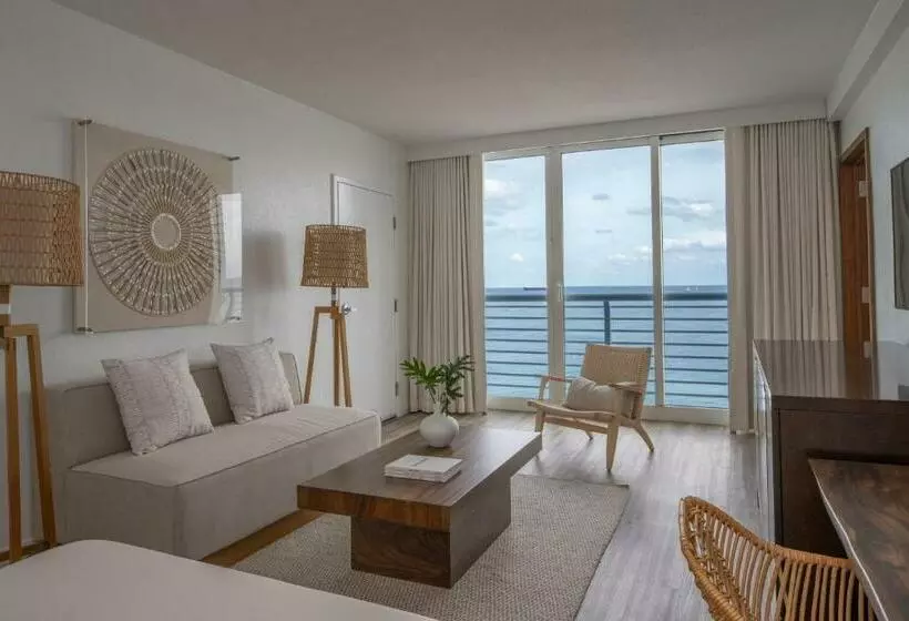 キングサイズベッドのエクゼクティブ, The Westin Fort Lauderdale Beach Resort