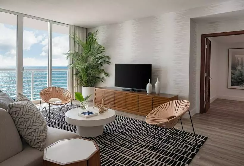 ロイヤルスイート, The Westin Fort Lauderdale Beach Resort