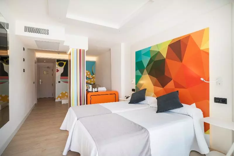 キングサイズベッドのスタンダードルーム, The Westin Fort Lauderdale Beach Resort