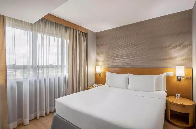 オーシャンビュースタンダードルーム, The Westin Fort Lauderdale Beach Resort