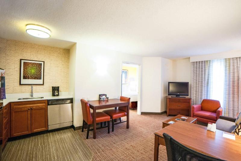 クイーンサイズベッドのスイートルーム, Best Western Plus Ahtanum Inn