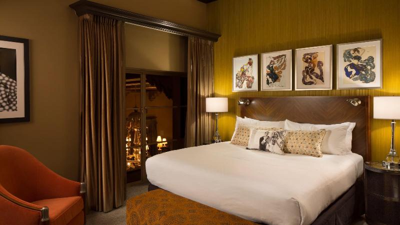 غرفة ديلوكس سرير كينج, De Anza