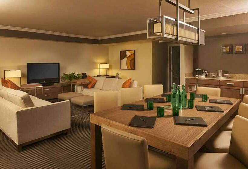 سوییت, Hilton Phoenix Resort At The Peak