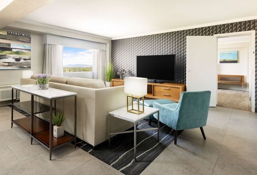 اتاق اجرایی, Hilton Tucson East