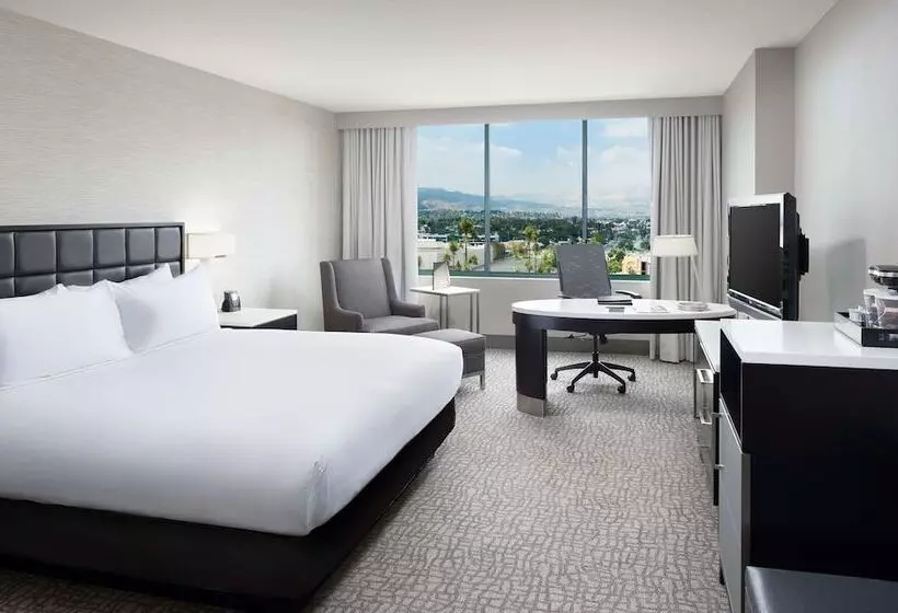 ダブルベッドスタンダードルーム, Hilton Woodland Hills / Los Angeles