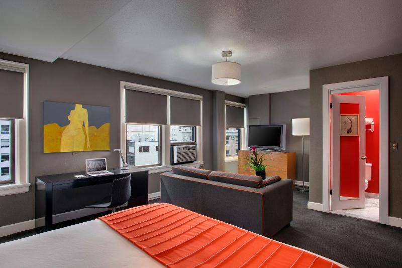 חדר סטנדרט עם מיטת קינג, Max