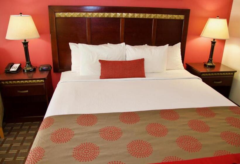 غرفة قياسية سرير كينج لذوى الإحتياجات الخاصة, Ramada By Wyndham Yuma