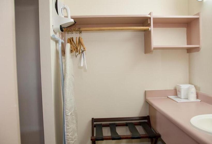 غرفة قياسية سرير كينج, Ramada By Wyndham Yuma