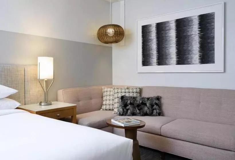 障害者適応デラックスルーム, Renaissance Palm Springs