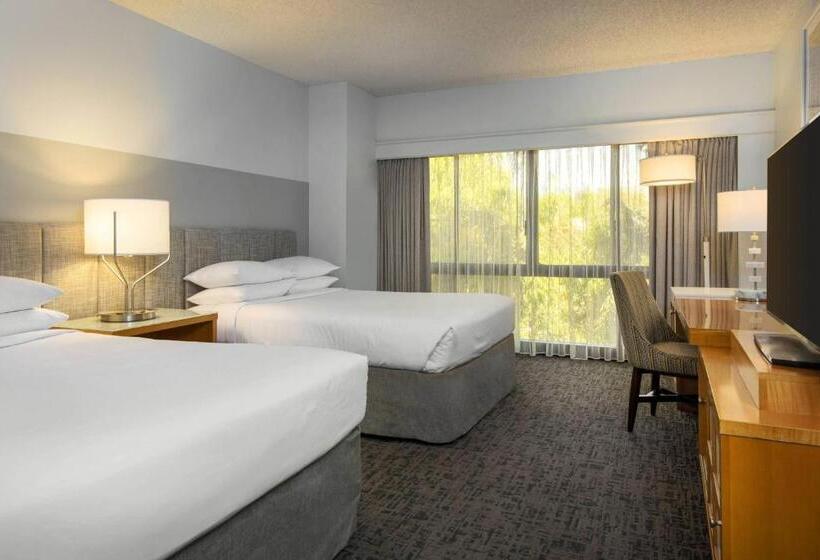 适合残疾人使用的标准间, Renaissance Palm Springs