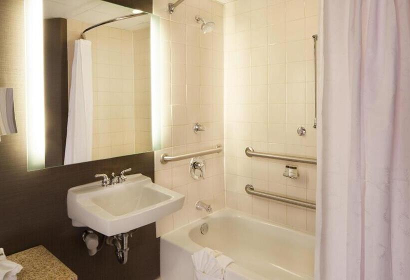 Стандартный Номер Кровать Кинг, Sheraton Bucks County Langhorne