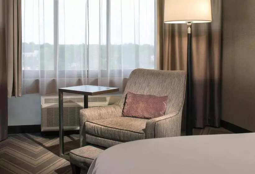 ２ダブルベッドのスタンダードルーム, Sheraton Bucks County Langhorne
