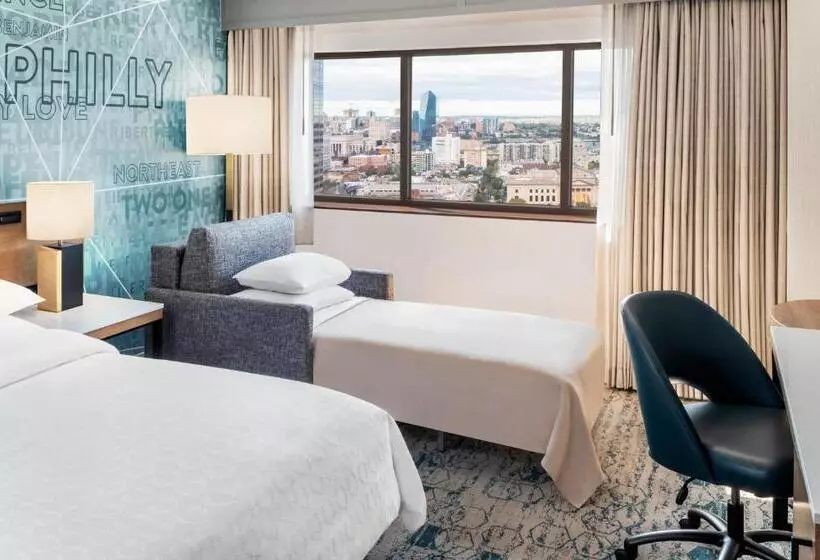 キングサイズベッドのクラブルーム, Sheraton Philadelphia Downtown