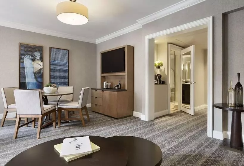 キングサイズベッドのスイートルーム, The Fairmont Washington Dc