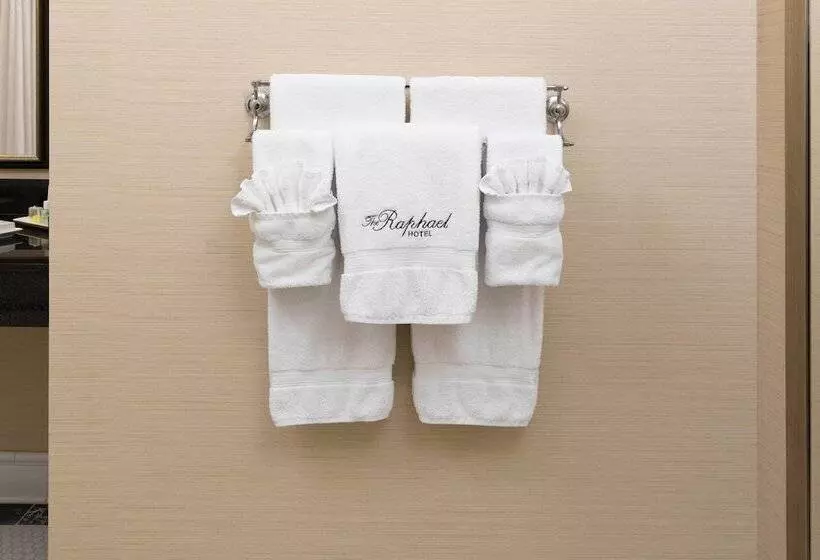 سوئیت پریمیوم, The Raphael Hotel, Autograph Collection