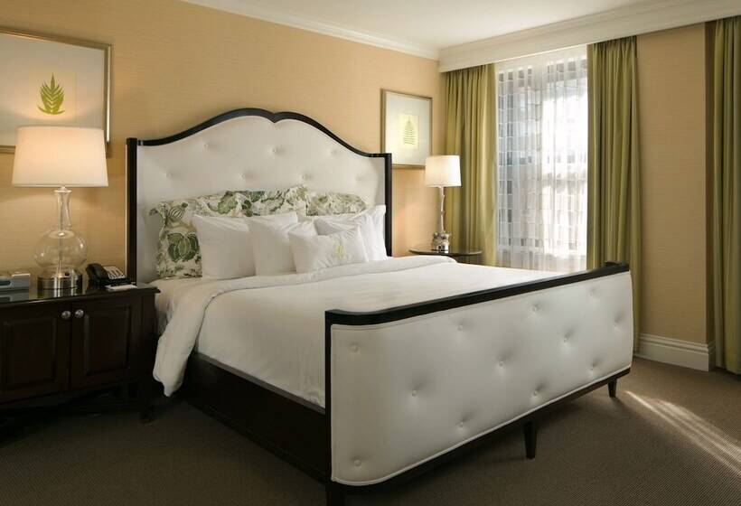 جناح بريميوم, The Raphael Hotel, Autograph Collection