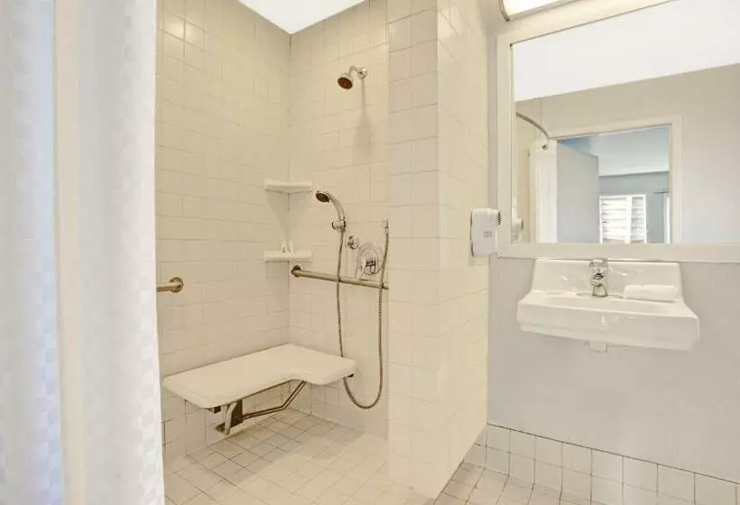 اتاق استاندارد برای معلولان, Travelodge By Wyndham Mill Valley/sausalito