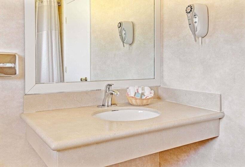 חדר סטנדרט, Travelodge By Wyndham Mill Valley/sausalito