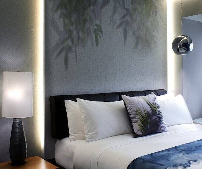 جناح, W Los Angeles – West Beverly Hills