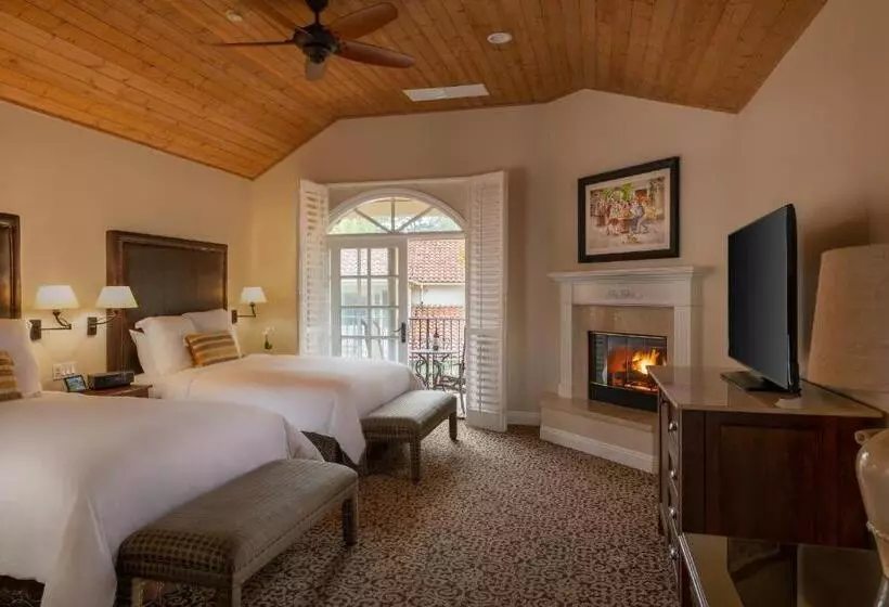 سوئیت با وان آب گرم, Westlake Village Inn