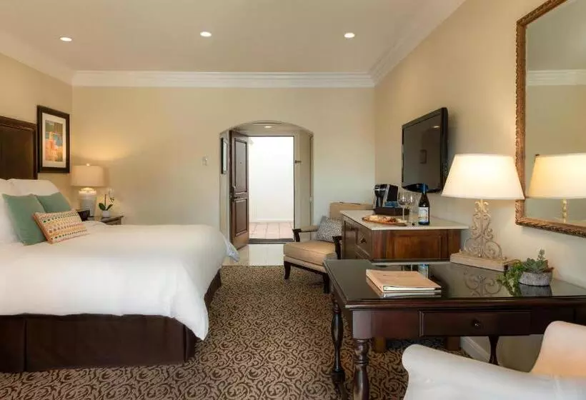 اتاق استاندارد با تخت بزرگ, Westlake Village Inn