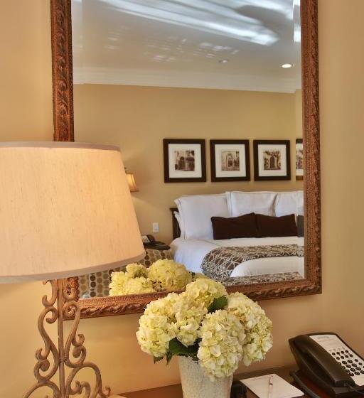 غرفة قياسية سرير كينج, Westlake Village Inn