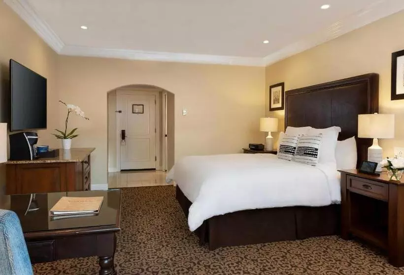 اتاق استاندارد با تخت بزرگ, Westlake Village Inn