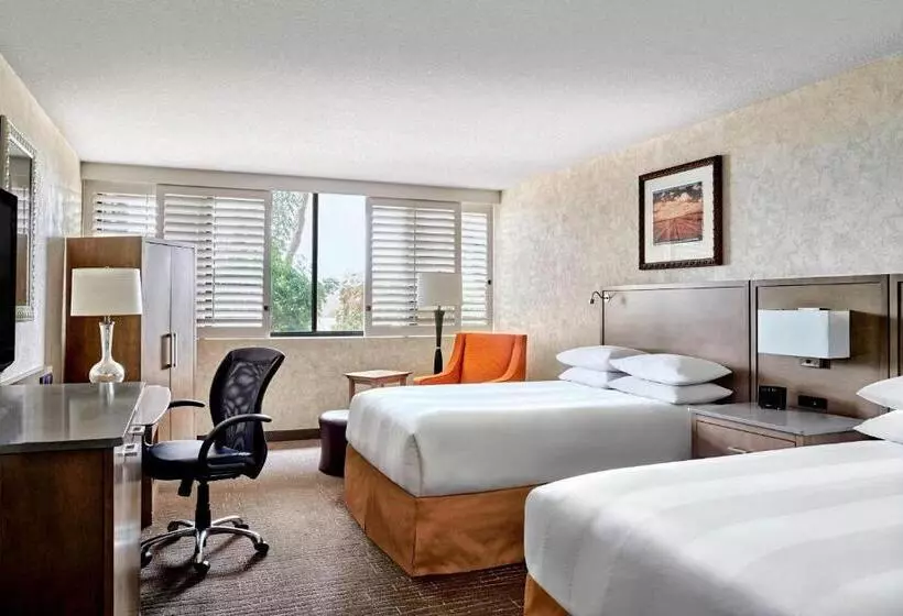 ２ダブルベッドのスタンダードルーム, Phoenix Marriott Resort Tempe At The Buttes