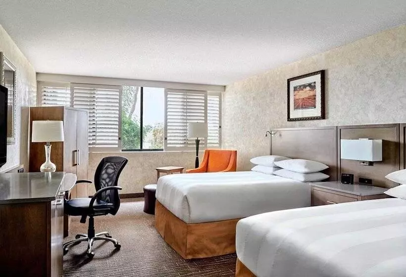 ２ダブルベッドのスタンダードルーム, Phoenix Marriott Resort Tempe At The Buttes