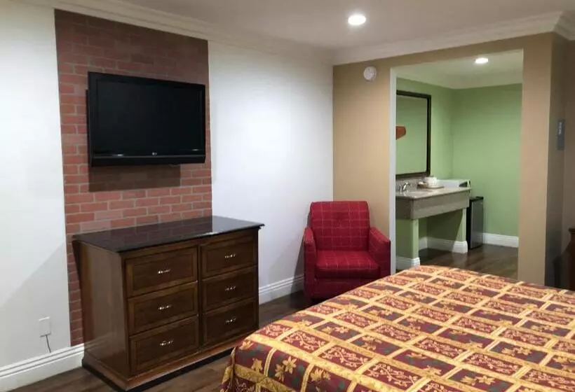 اتاق استاندارد با تخت بزرگ, American Inn & Suites Lax