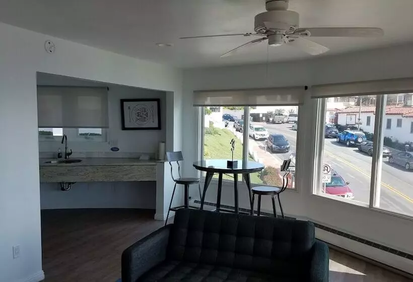 Deluxe Suite Sea View, Sea Horse Resort