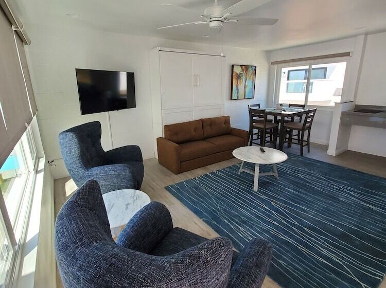 جناح ذو إطلالة جانبية على البحر, Sea Horse Resort