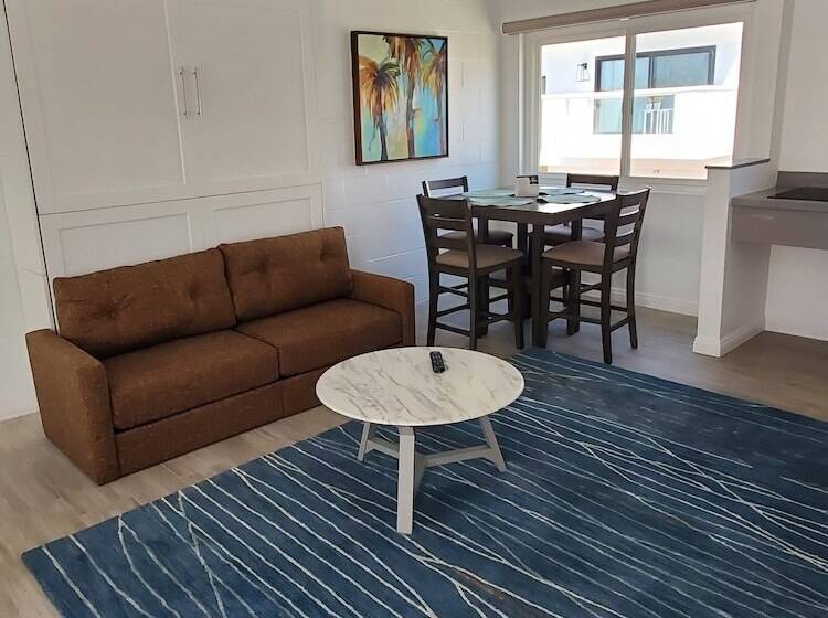 جناح ذو إطلالة جانبية على البحر, Sea Horse Resort