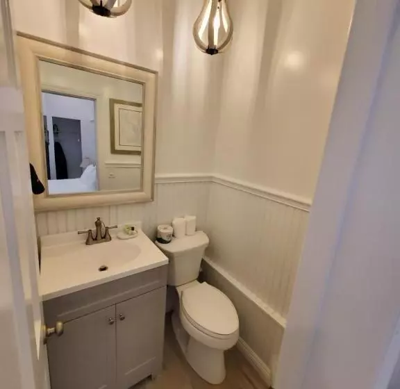 سوییت با چشم‌انداز دریا, Sea Horse Resort