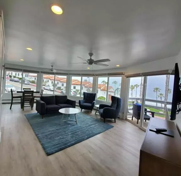 Deluxe Suite Sea View, Sea Horse Resort