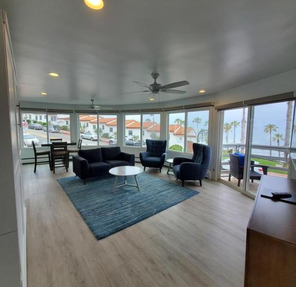 Люкс Deluxe Вид на Море, Sea Horse Resort
