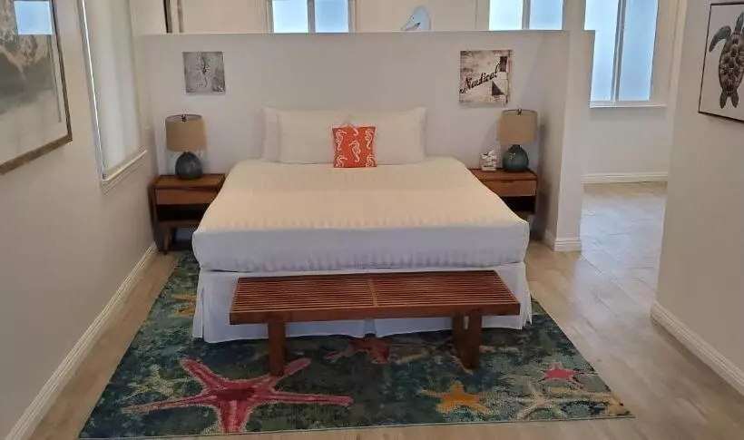 سوییت با چشم‌انداز دریا, Sea Horse Resort