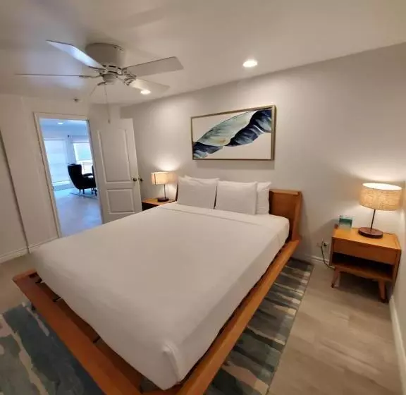 سوییت, Sea Horse Resort