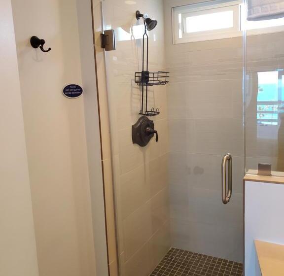 جناح ديلوكس غرفتين نوم, Sea Horse Resort